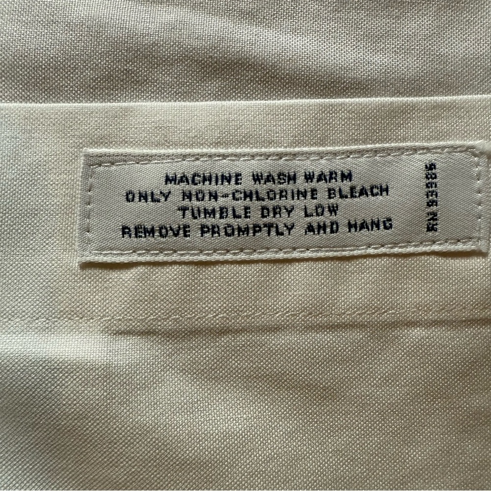 Brooks Brother Mens White Button Up Dress Shirt Mens 16 1/2- 33 - Picture 2 of 7